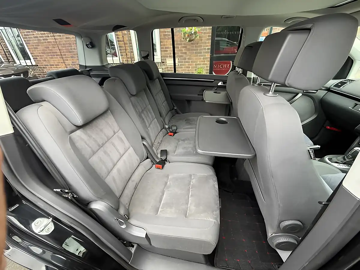 Used 2015 Volkswagen Touran Se - Interior and Exterior details 20