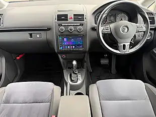 Used 2015 Volkswagen Touran Se - Interior and Exterior details 3