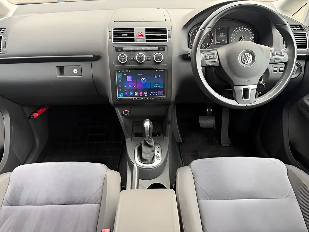 Used 2015 Volkswagen Touran Se - Interior and Exterior details 3