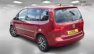 Used 2015 Volkswagen Touran Se Red - Interior and Exterior details 7