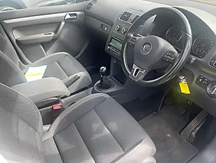 Used 2015 Volkswagen Touran Se Silver - Interior and Exterior details 13