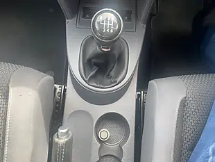 Used 2015 Volkswagen Touran Se Silver - Interior and Exterior details 15