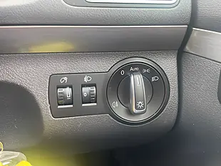 Used 2015 Volkswagen Touran Se Silver - Interior and Exterior details 19
