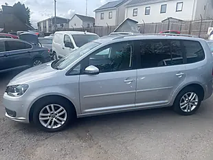 Used 2015 Volkswagen Touran Se Silver - Interior and Exterior details 7