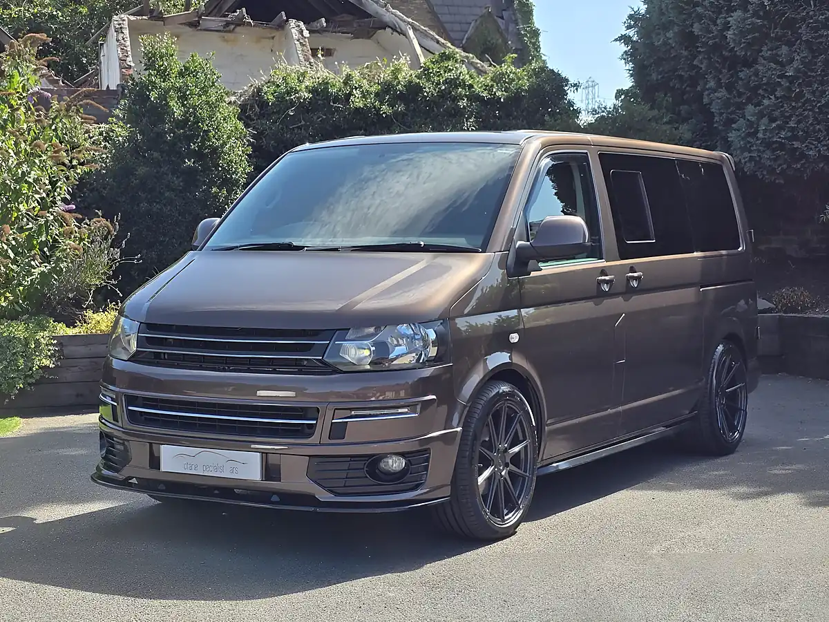 Used 2015 Volkswagen Transporter Highline Brown - Interior and Exterior details 2