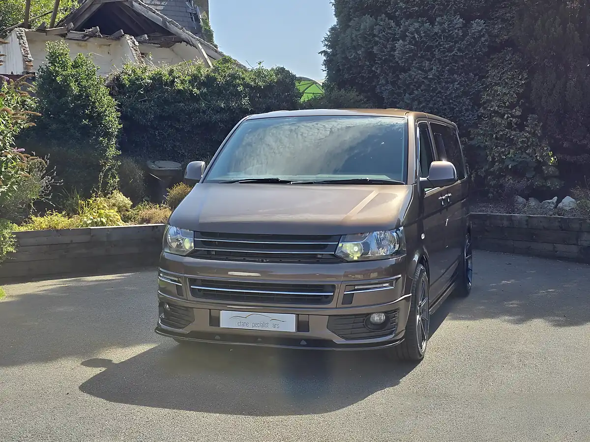Used 2015 Volkswagen Transporter Highline Brown - Interior and Exterior details 3