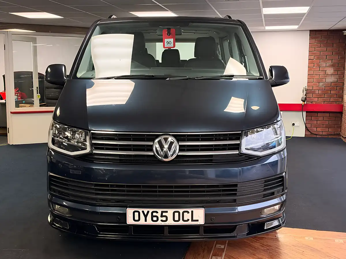 Used 2015 Volkswagen Transporter Shuttle Bluemotion Tech Se Blue - Interior and Exterior details 2