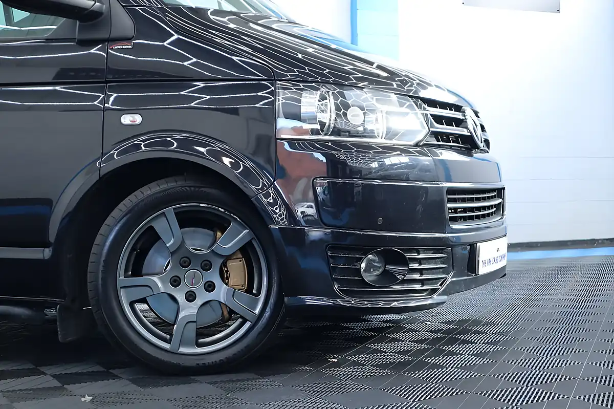 Used 2015 Volkswagen Transporter Sportline Black - Interior and Exterior details 2