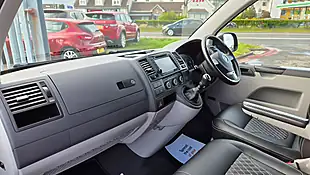 Used 2015 Volkswagen Transporter Sportline T32 Silver - Interior and Exterior details 14