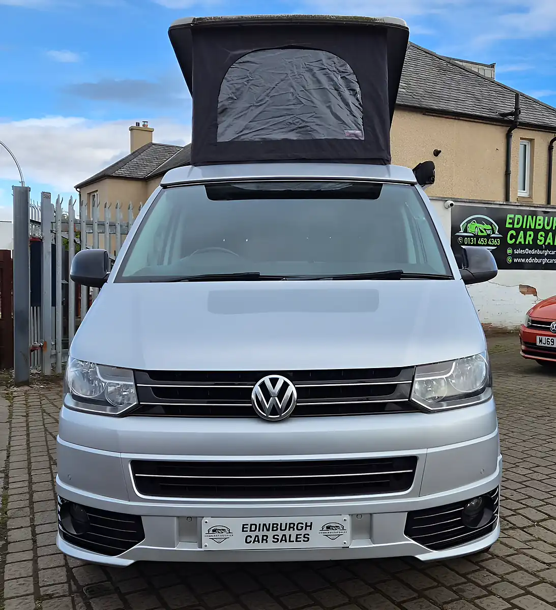 Used 2015 Volkswagen Transporter Sportline T32 Silver - Interior and Exterior details 2