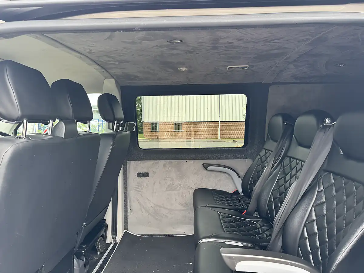 Used 2015 Volkswagen Transporter Startline White - Interior and Exterior details 14