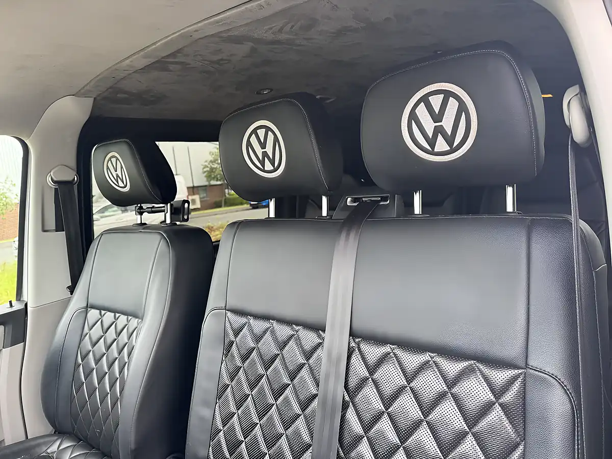 Used 2015 Volkswagen Transporter Startline White - Interior and Exterior details 17