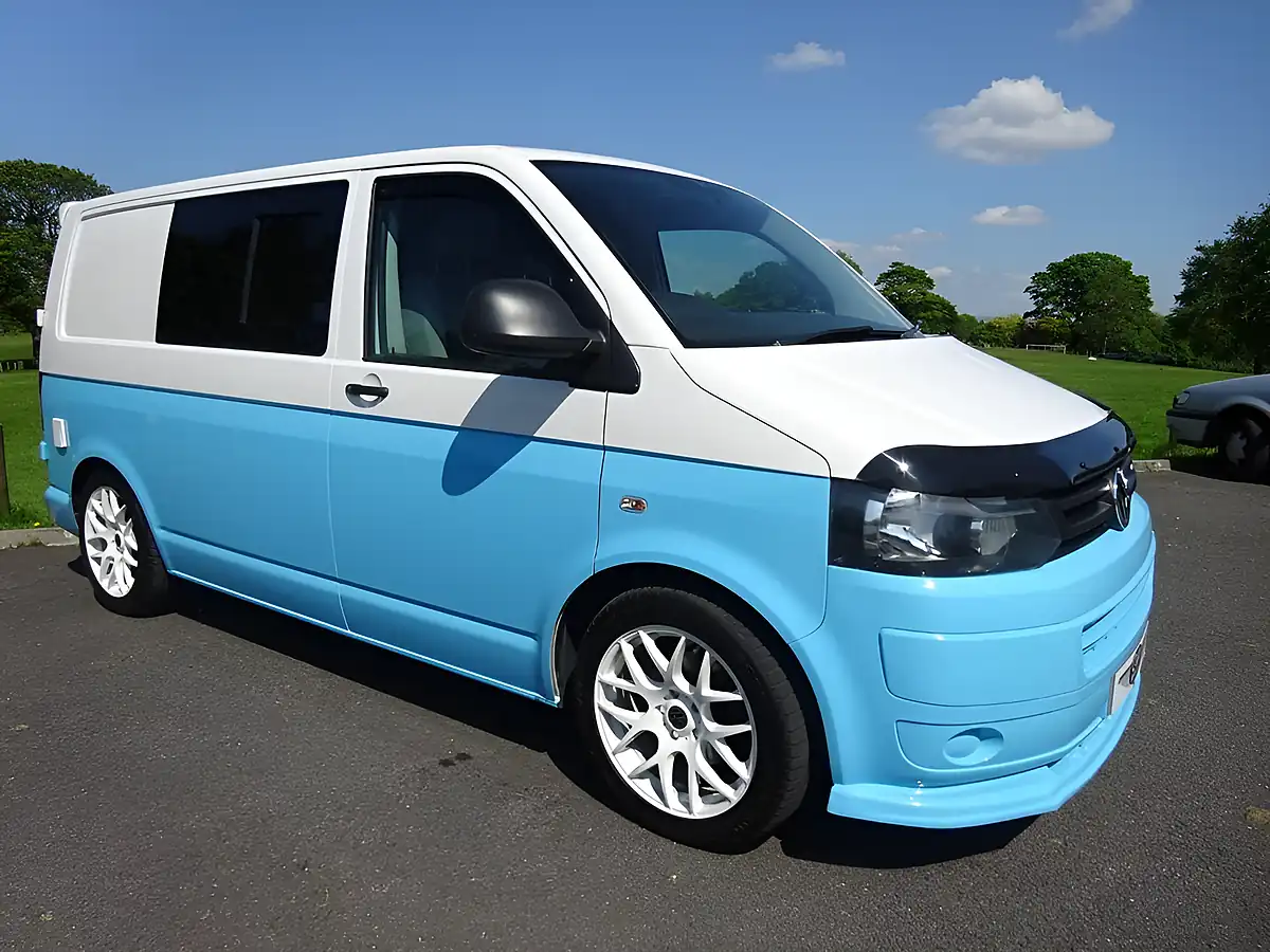 Used 2015 Volkswagen Transporter Startline White - Front View