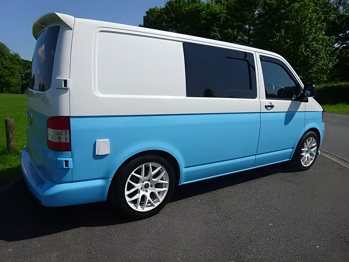 Used 2015 Volkswagen Transporter Startline White - Interior and Exterior details 7