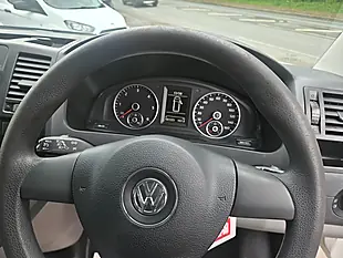 Used 2015 Volkswagen Transporter Startline White - Interior and Exterior details 14