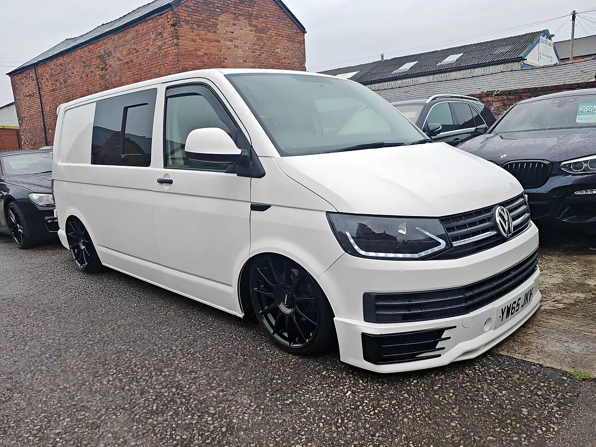 Used 2015 Volkswagen Transporter Startline White - Interior and Exterior details 20