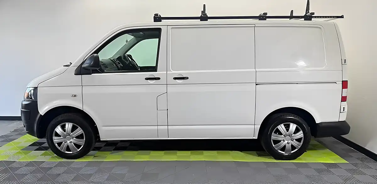 Used 2015 Volkswagen Transporter Startline White - Interior and Exterior details 7