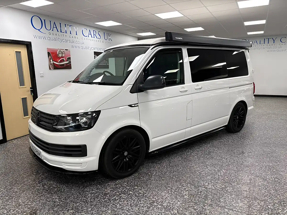 Used 2015 Volkswagen Transporter T28 Trendline Startline White - Front View