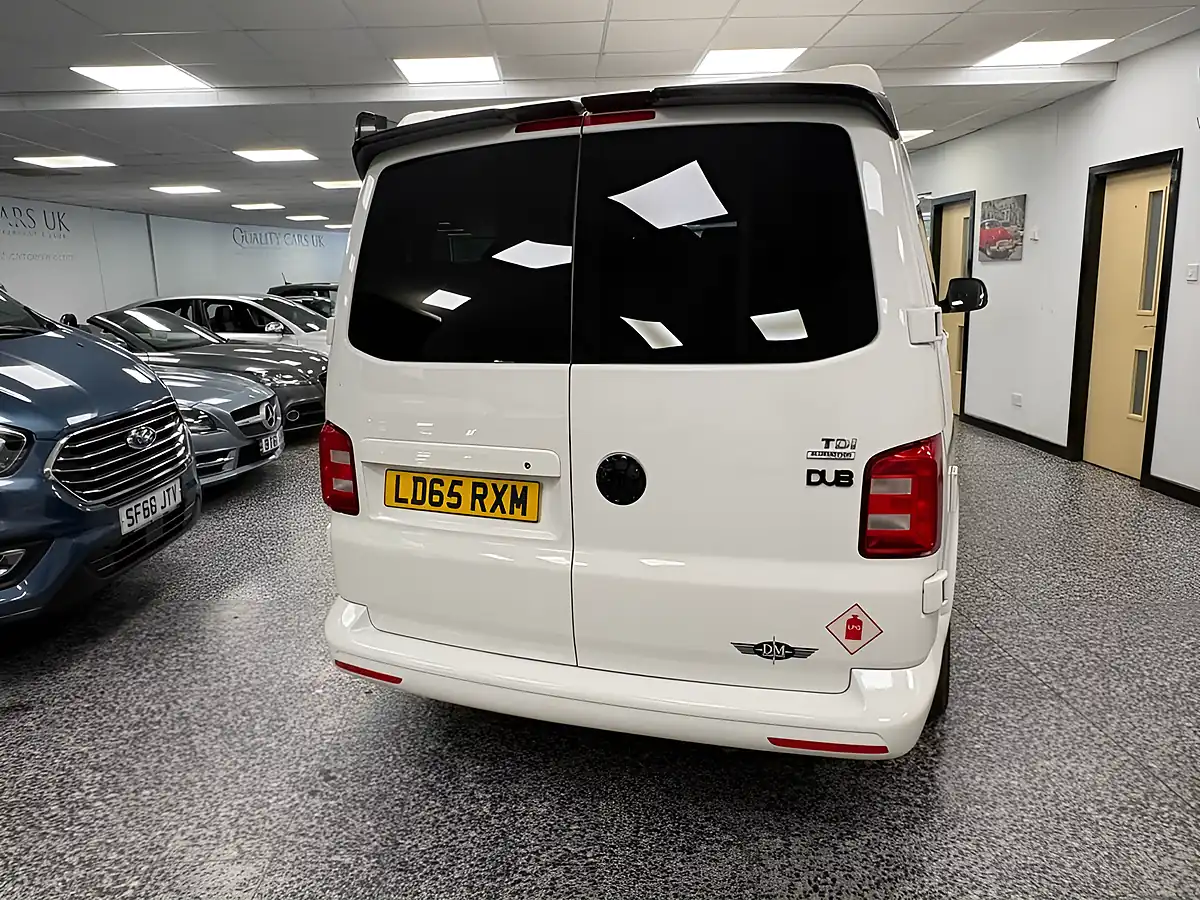 Used 2015 Volkswagen Transporter T28 Trendline Startline White - Interior and Exterior details 13