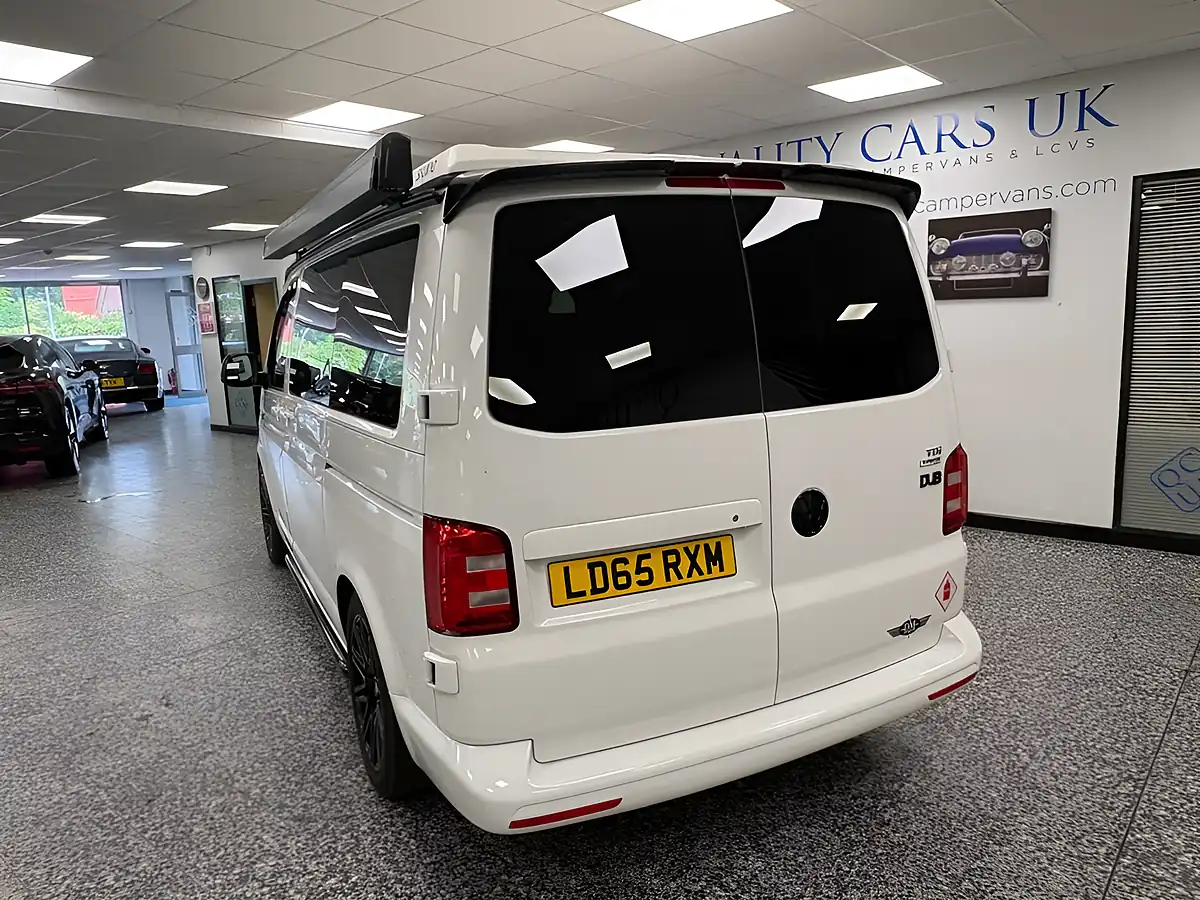 Used 2015 Volkswagen Transporter T28 Trendline Startline White - Interior and Exterior details 15