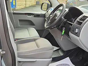 Used 2015 Volkswagen Transporter Trendline Grey - Interior and Exterior details 2