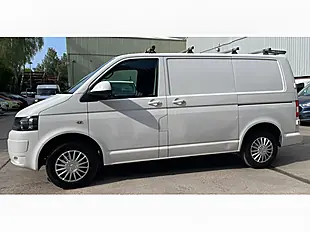Used 2015 Volkswagen Transporter Trendline White - Interior and Exterior details 11