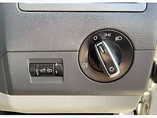 Used 2015 Volkswagen Transporter Trendline White - Interior and Exterior details 14