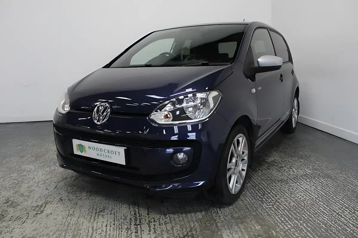 Used 2015 Volkswagen Up! Club Up! Blue - Interior and Exterior details 2
