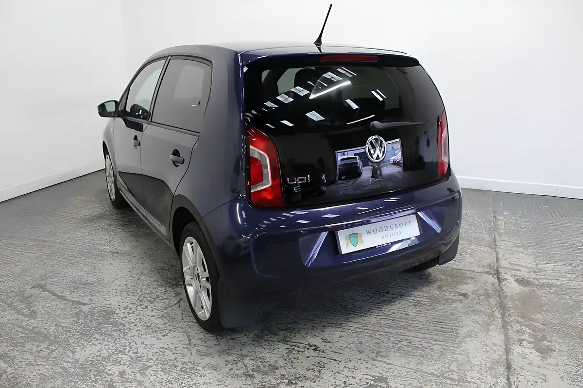 Used 2015 Volkswagen Up! Club Up! Blue - Interior and Exterior details 5