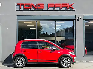 Used 2015 Volkswagen Up! Cross Red - Interior and Exterior details 6