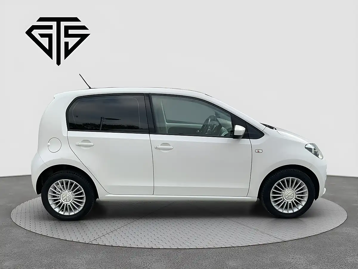 Used 2015 Volkswagen Up High Up Pearl - Interior and Exterior details 2