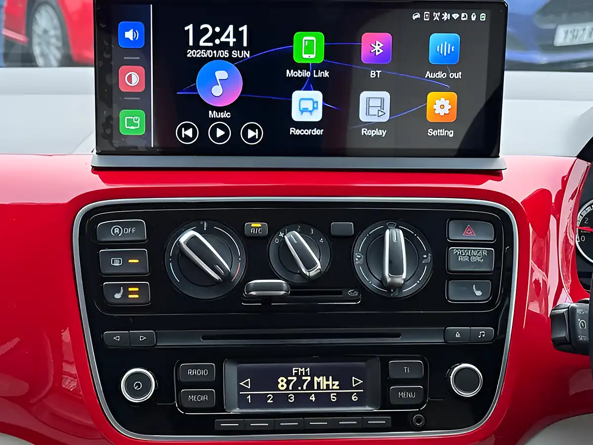 Used 2015 Volkswagen Up! High Up! Red - Interior and Exterior details 13