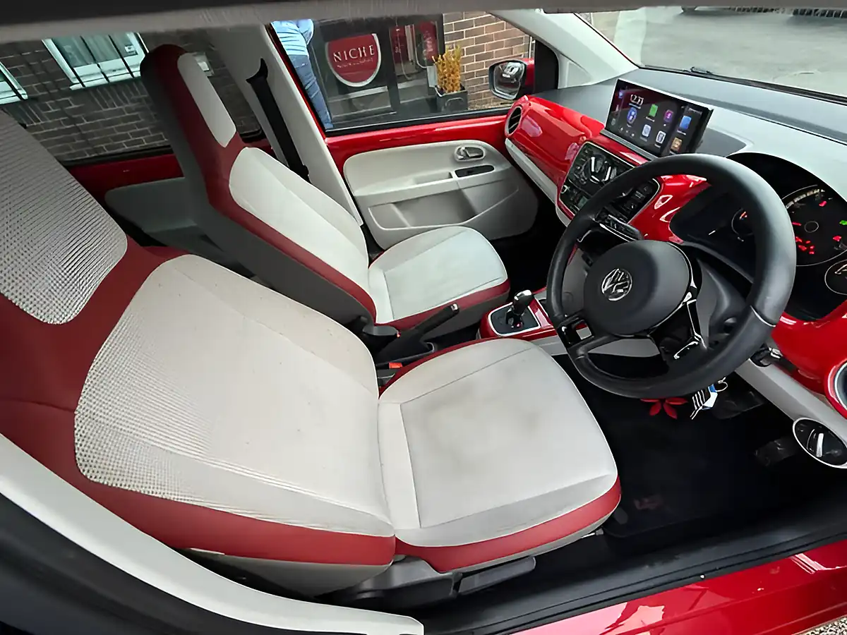 Used 2015 Volkswagen Up! High Up! Red - Interior and Exterior details 17