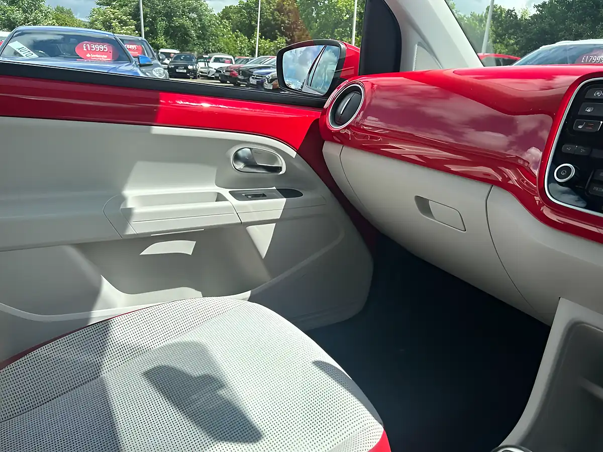 Used 2015 Volkswagen Up! High Up! Red - Interior and Exterior details 7