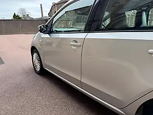 Used 2015 Volkswagen Up! High Up! Silver - Interior and Exterior details 10