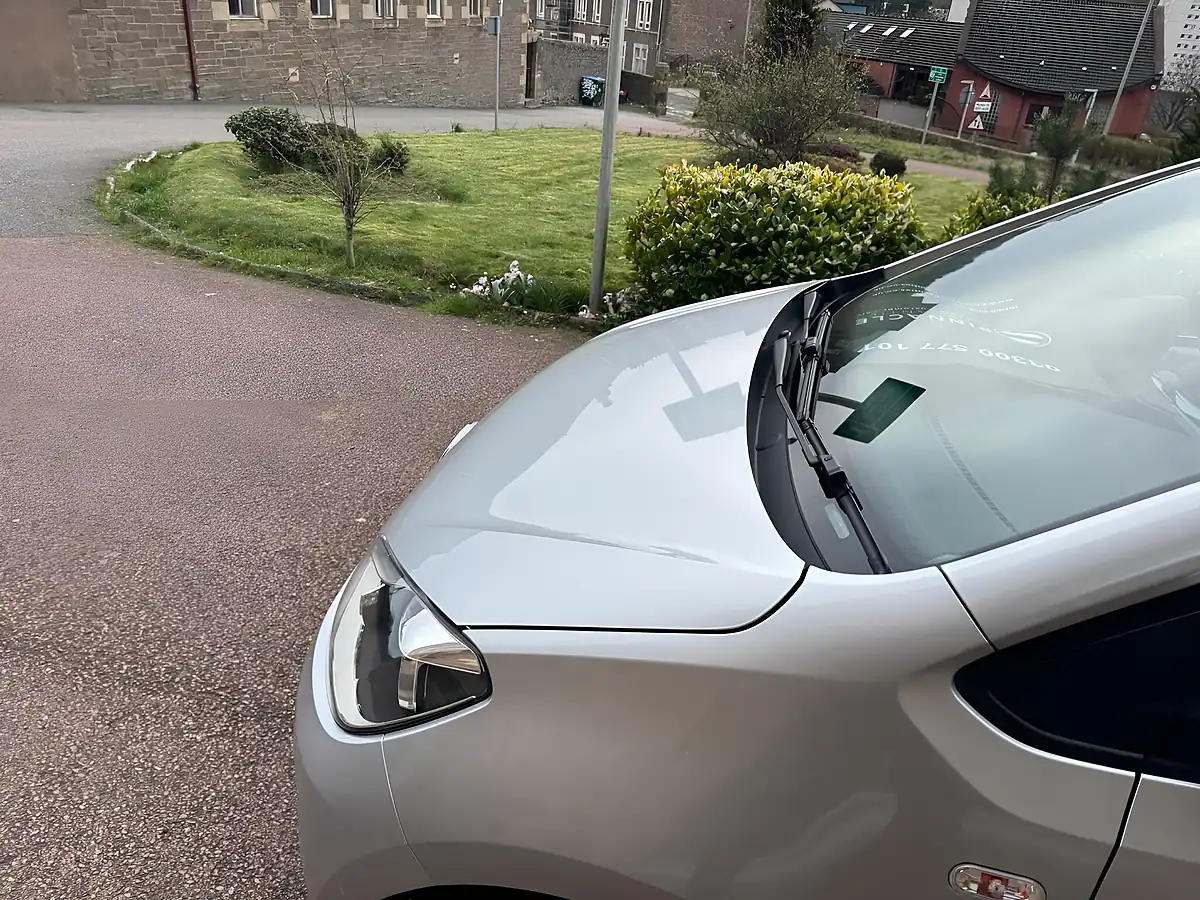 Used 2015 Volkswagen Up! High Up! Silver - Interior and Exterior details 12