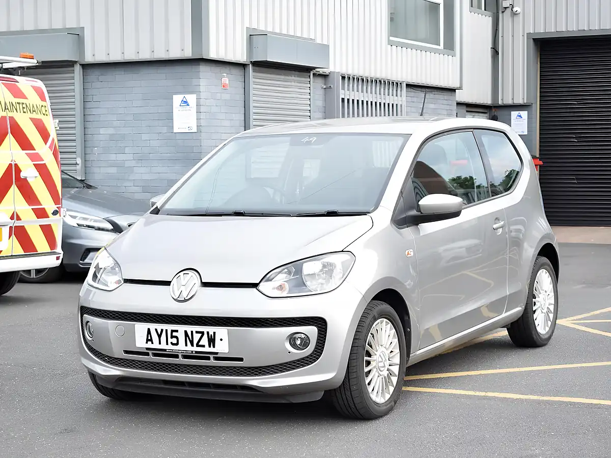 Used 2015 Volkswagen Up! High Up! Silver - Interior and Exterior details 14