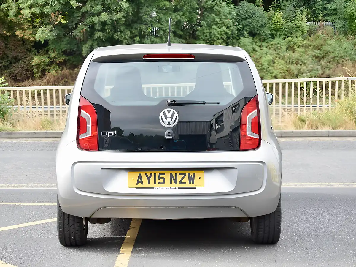 Used 2015 Volkswagen Up! High Up! Silver - Interior and Exterior details 6