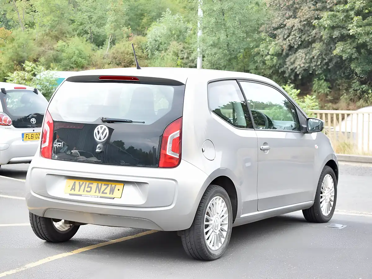 Used 2015 Volkswagen Up! High Up! Silver - Interior and Exterior details 9