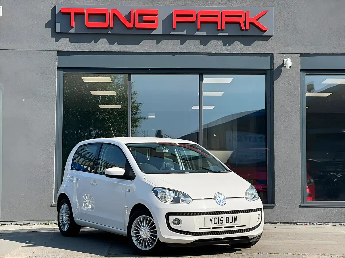 Used 2015 Volkswagen Up! High Up! White - Front View