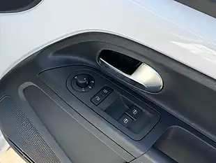 Used 2015 Volkswagen Up! High Up! White - Interior and Exterior details 16