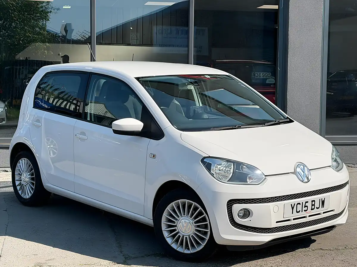 Used 2015 Volkswagen Up! High Up! White - Interior and Exterior details 2