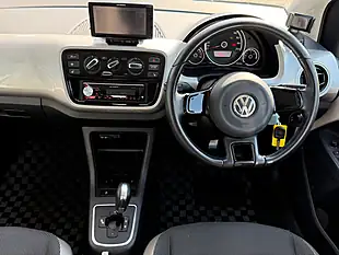 Used 2015 Volkswagen Up! High Up! White - Interior and Exterior details 3