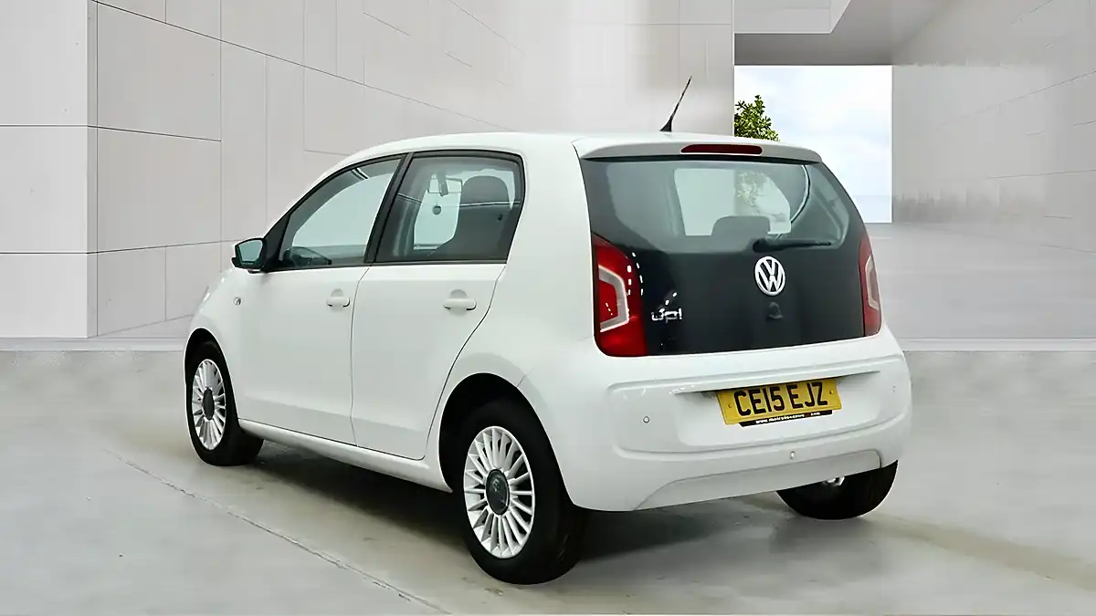 Used 2015 Volkswagen Up! High Up! White - Interior and Exterior details 5