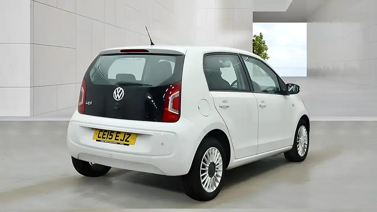 Used 2015 Volkswagen Up! High Up! White - Interior and Exterior details 8