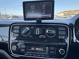 Used 2015 Volkswagen Up! High Up! White - Interior and Exterior details 7