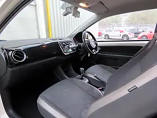 Used 2015 Volkswagen Up! High Up! White - Interior and Exterior details 11