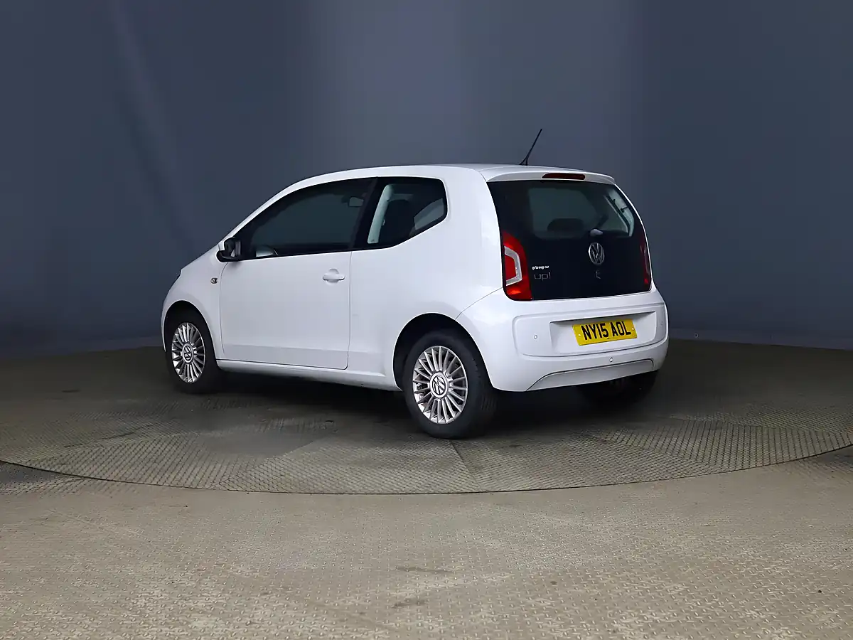 Used 2015 Volkswagen Up! High Up! White - Interior and Exterior details 4