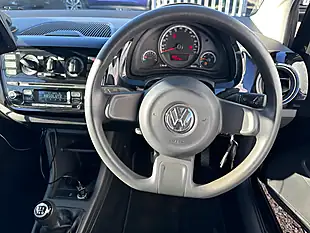Used 2015 Volkswagen Up Move Up! Black - Interior and Exterior details 11