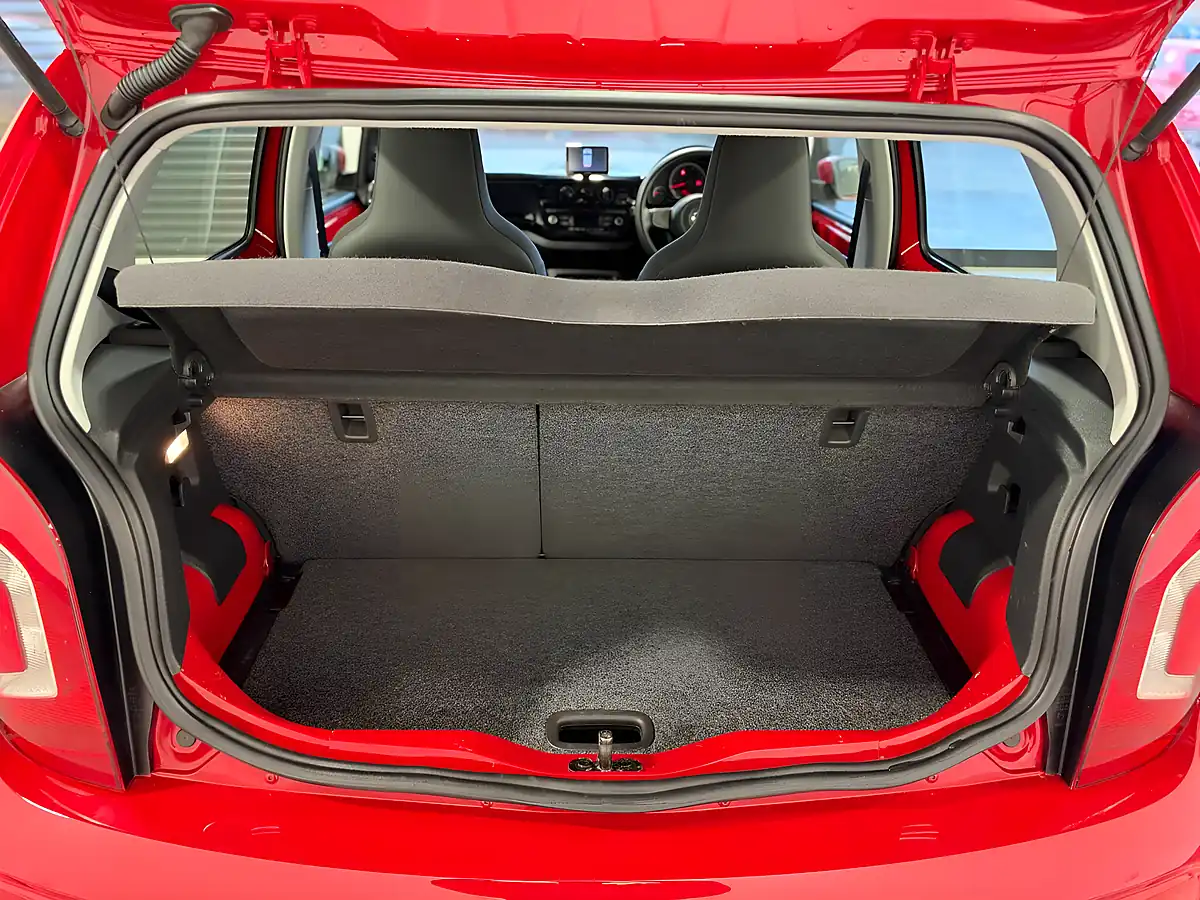 Used 2015 Volkswagen Up! Move Up! Red - Interior and Exterior details 10
